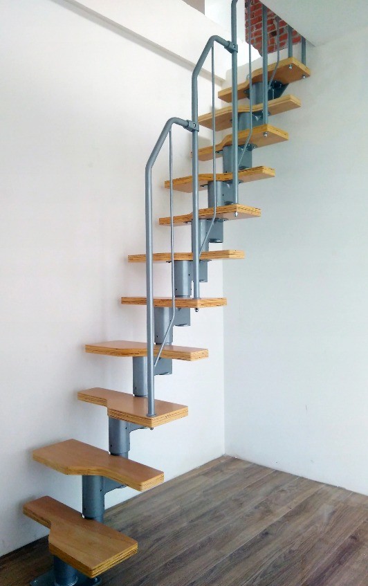 Модульная лестница ATHENA, 2220-2760 мм, 11 ступеней - бук, серебро